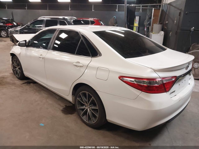 4T1BF1FK0FU980879 Toyota CAMRY XSE