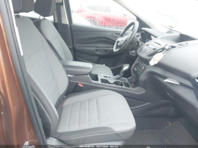 1FMCU0F77HUA57205 Ford ESCAPE S