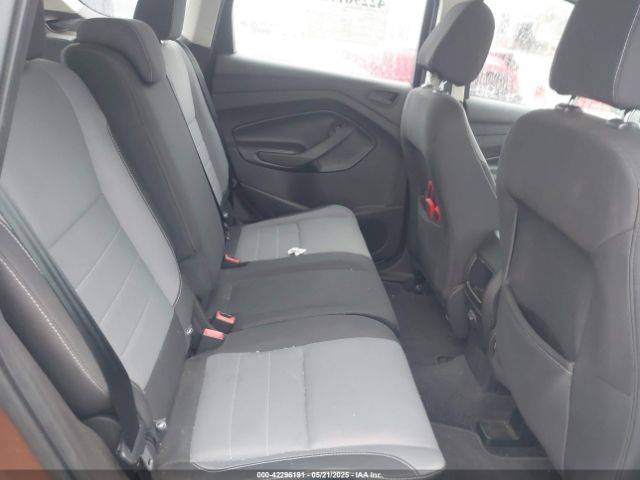 1FMCU0F77HUA57205 Ford ESCAPE S