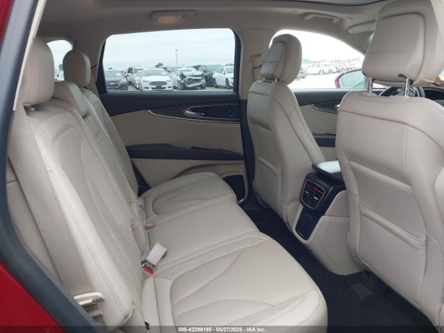 2020 LINCOLN NAUTILUS 2LMPJ6K93LBL03965 Photo 7