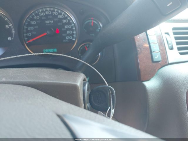 1GNSCJE03ER152346 Chevrolet Suburban 1500 Lt