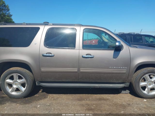 1GNSCJE03ER152346 Chevrolet Suburban 1500 Lt
