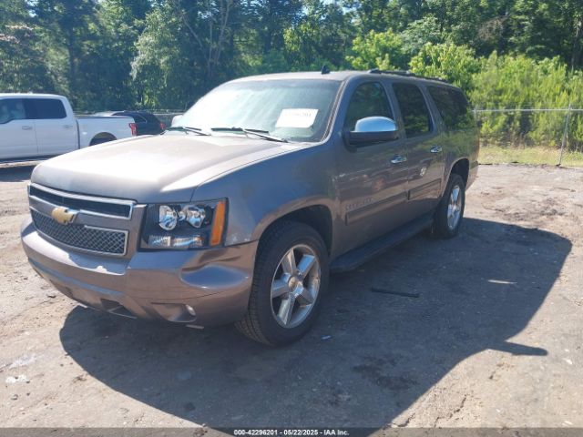 1GNSCJE03ER152346 Chevrolet Suburban 1500 Lt