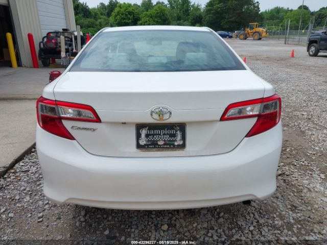 4T1BF1FK5EU863443 Toyota CAMRY L
