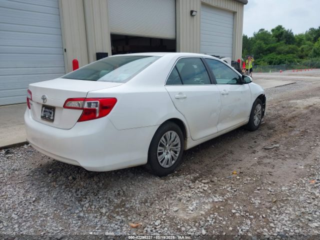 4T1BF1FK5EU863443 Toyota CAMRY L