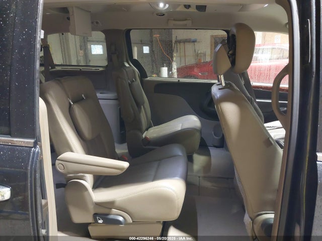 2C4RC1BG1ER468461 Chrysler Town & Country Touring