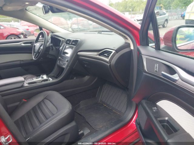 3FA6P0HD4LR158297 Ford FUSION SE