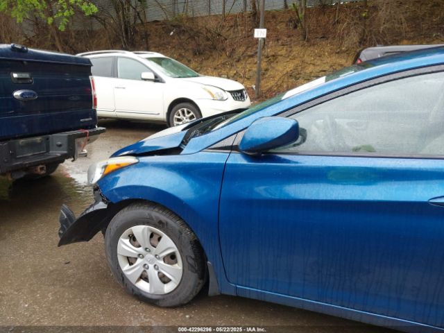 KMHDH4AE6GU619146 Hyundai ELANTRA SE