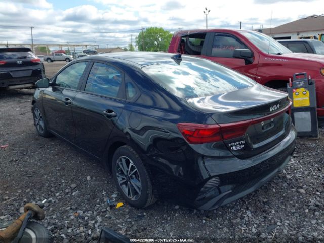2022 KIA FORTE 3KPF24AD5NE449153 Photo 2