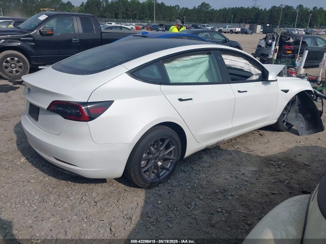2023 TESLA MODEL 3 5YJ3E1EA5PF599575 Photo 3