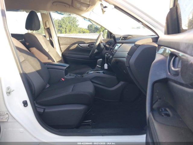 JN8AT2MTXLW030530 Nissan Rogue S Fwd