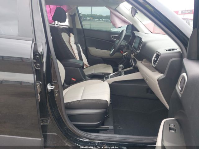 KMHRC8A33NU133613 Hyundai Venue Sel