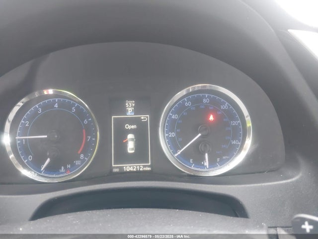 2T1BURHE3HC891002 Toyota COROLLA SE