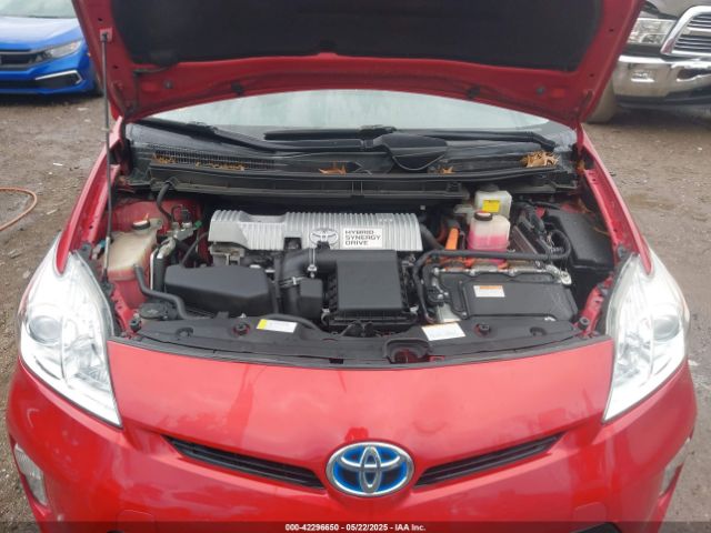 JTDKN3DU1F1972833 Toyota Prius Two