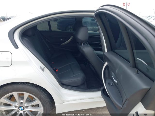 2018 BMW 320I WBA8E1G50JNU92543 Photo 7