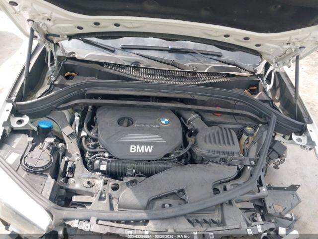 2019 BMW X1 WBXHU7C5XK3H45207 Photo 9
