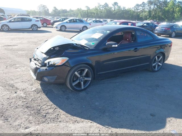 2011 VOLVO C70 YV1672MC6BJ114811 Photo 1