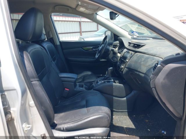 5N1AT2MV8KC744665 Nissan Rogue Sl