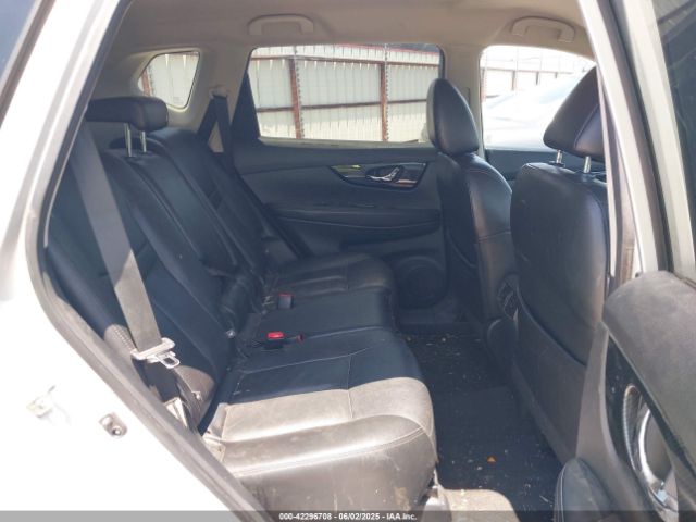 5N1AT2MV8KC744665 Nissan Rogue Sl