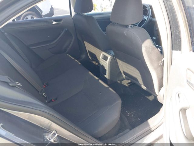 3VW1K7AJ9FM288103 Volkswagen Jetta 2.0l S
