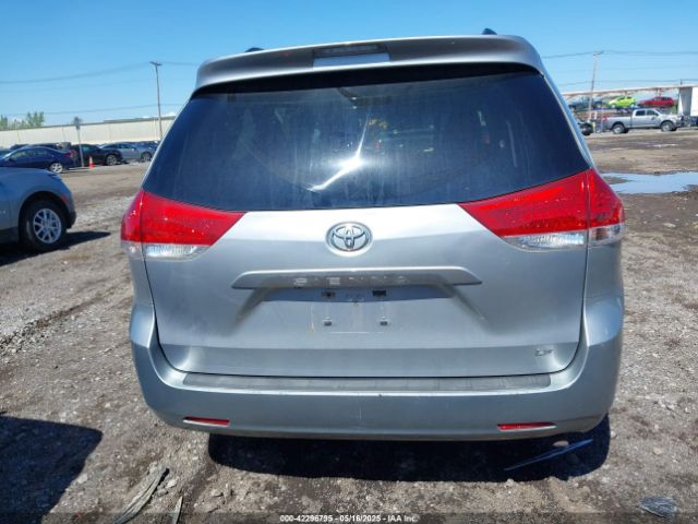 5TDKK3DC4ES464406 Toyota Sienna Le V6 8 Passenger