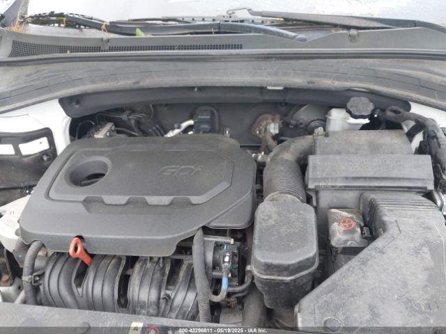 2019 HYUNDAI SANTA FE 5NMS2CAD9KH117777 Photo 9