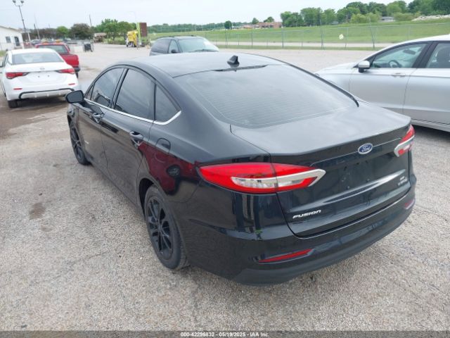 2019 FORD FUSION HYBRID 3FA6P0LU1KR130883 Photo 2