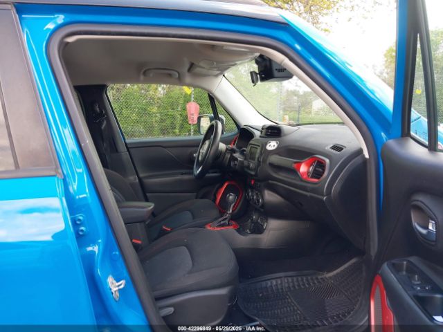 ZACCJBCT0FPB73934 Jeep Renegade Trailhawk