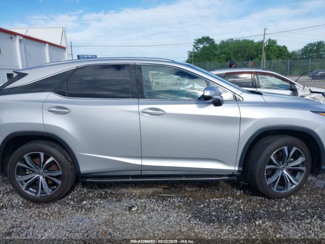 2T2BZMCA3JC137821 Lexus RX 350
