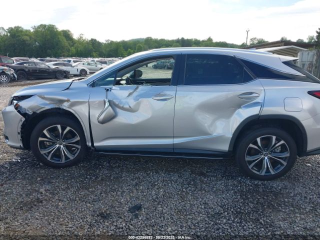 2T2BZMCA3JC137821 Lexus RX 350