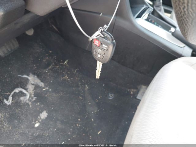 5YFBURHE9GP521784 Toyota COROLLA LE