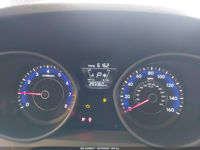 KMHDH4AE9FU420963 Hyundai ELANTRA SE