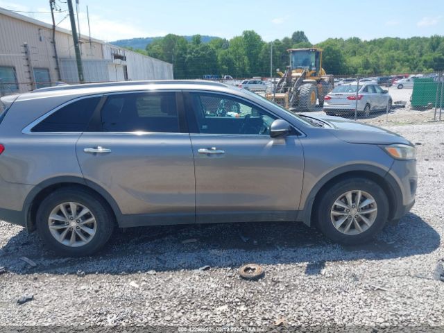 5XYPG4A31GG074302 KIA Sorento 2.4l Lx