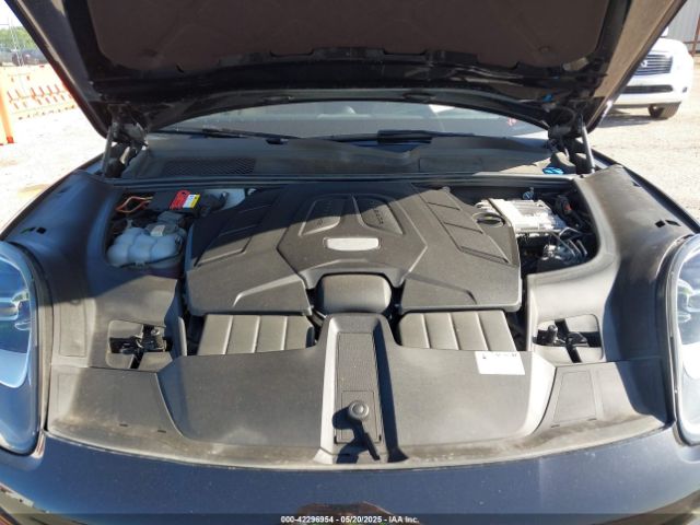 2019 PORSCHE CAYENNE WP1AB2AY6KDA61572 Photo 9