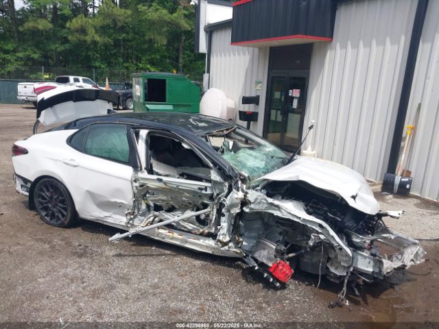 4T1KZ1AK9NU068801 Toyota CAMRY TRD