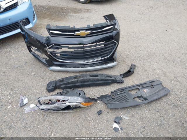 3GNCJPSB4HL185094 Chevrolet Trax Lt