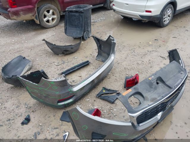 5XYPG4A38KG533060 KIA Sorento 2.4l L