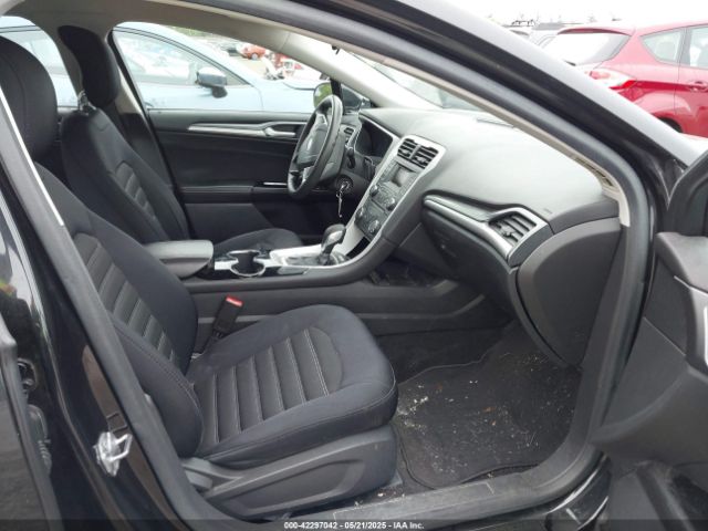 1FA6P0H75E5405939 Ford FUSION SE