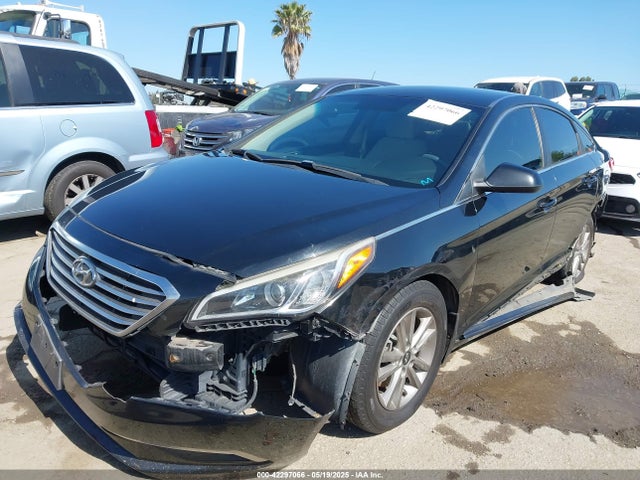 5NPE24AF6FH146781 Hyundai SONATA SE