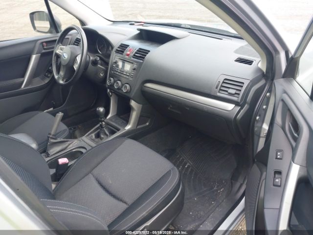 JF2SJAAC6EG423265 Subaru Forester 2.5i