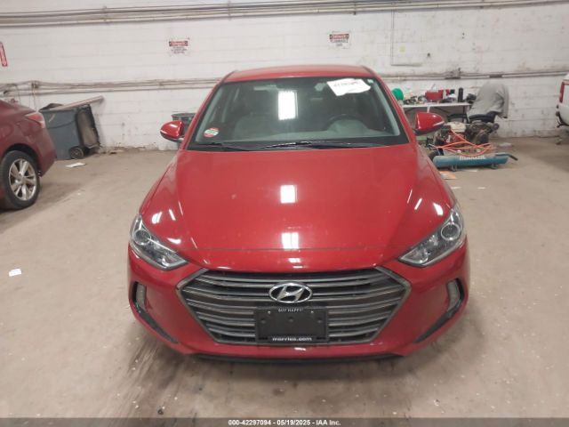5NPD84LFXHH002824 Hyundai Elantra Limited
