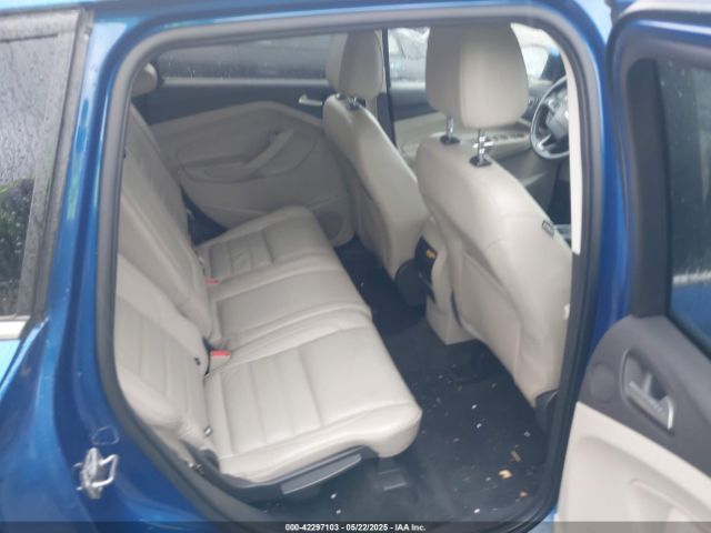 1FMCU9J96HUA44409 Ford Escape Titanium