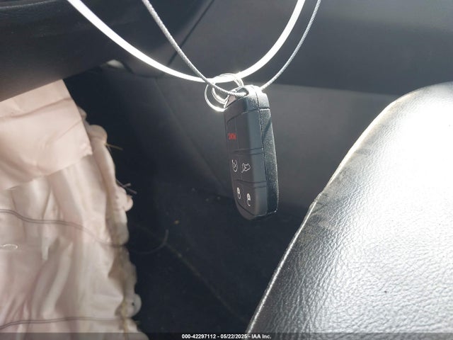 3C4NJDBNXPT513661 Jeep 2023