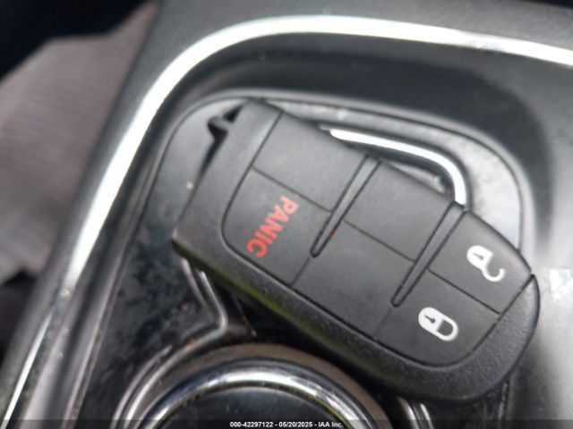 1C4RDHAG6EC277490 Dodge Durango Sxt
