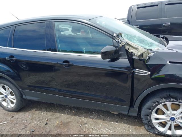 1FMCU0G94HUB67886 Ford ESCAPE SE