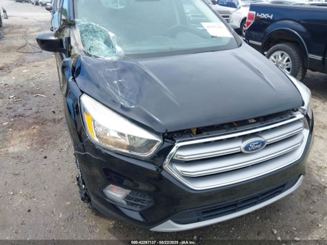 1FMCU0G94HUB67886 Ford ESCAPE SE