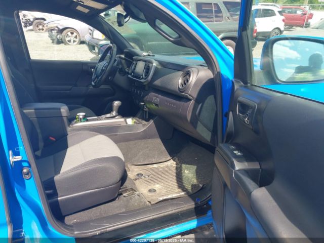 3TMCZ5AN8MM374398 Toyota Tacoma Trd Sport