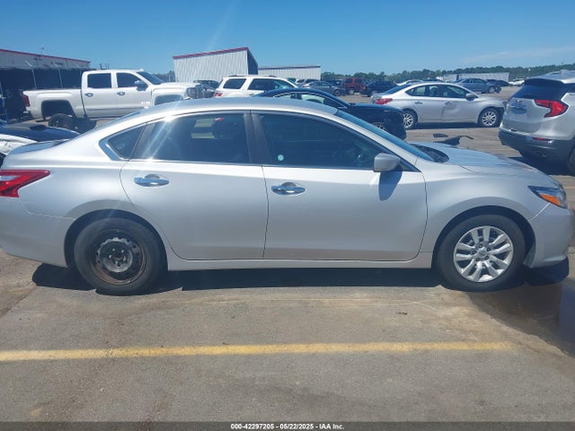 Nissan Altima 2.5 S 2017 1N4AL3AP5HN337356 Image 13