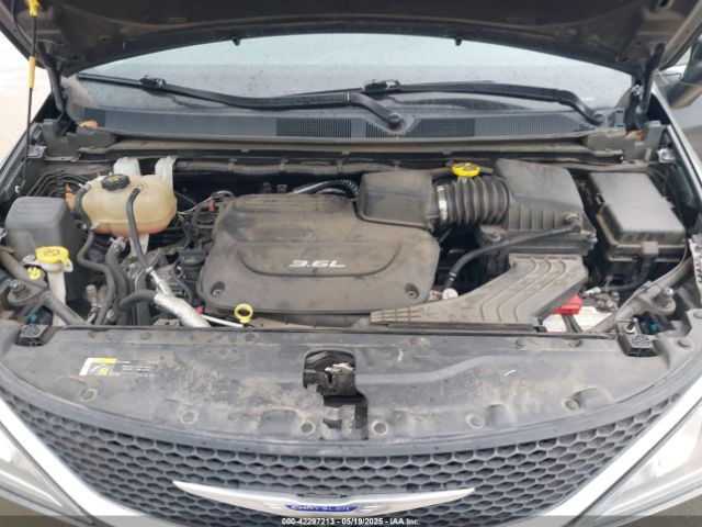 2018 CHRYSLER PACIFICA 2C4RC1BG4JR119644 Photo 9