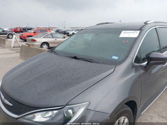 2018 CHRYSLER PACIFICA 2C4RC1BG4JR119644 Photo 5